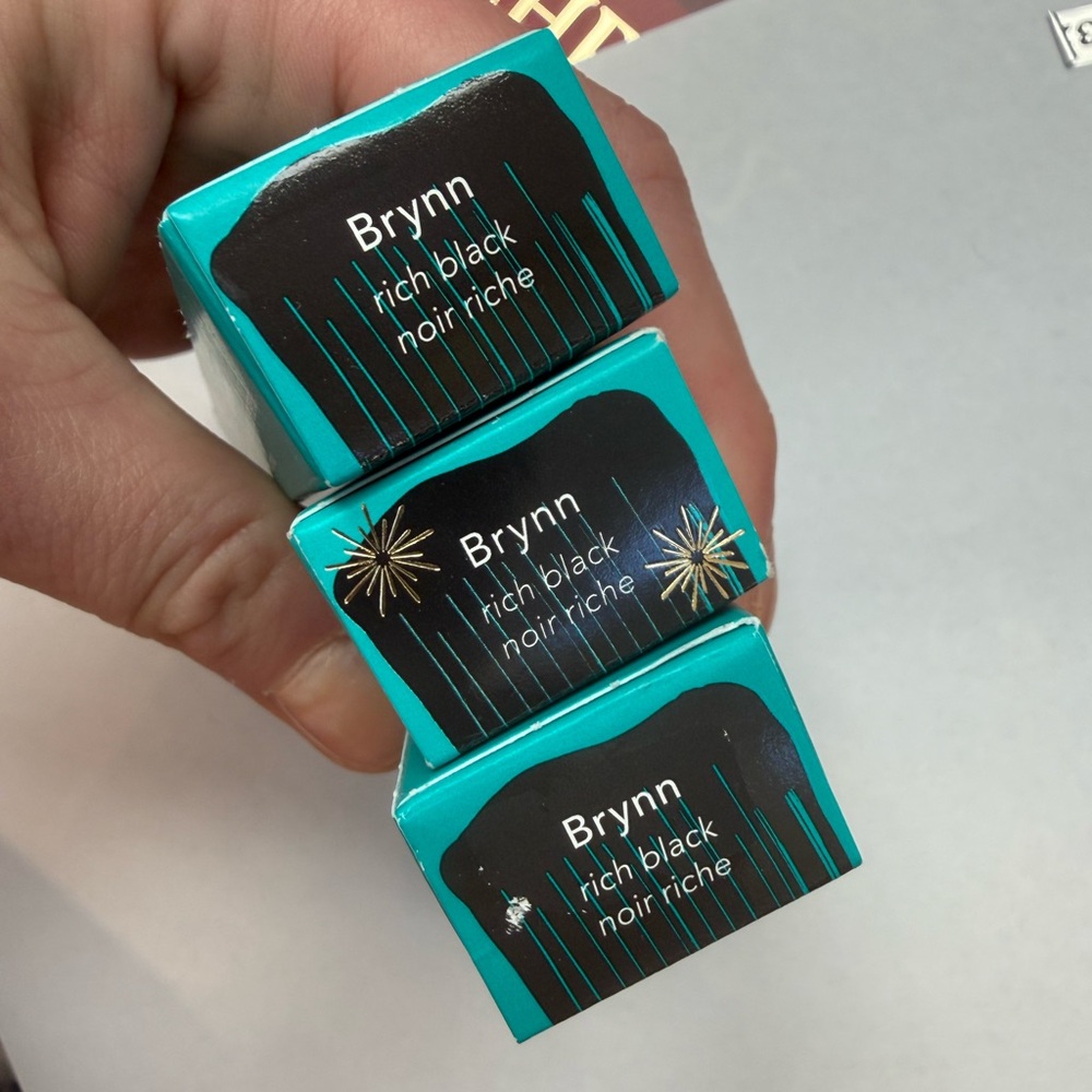 NIB Thrive Mascara (Brynne) - Picture 3 of 4